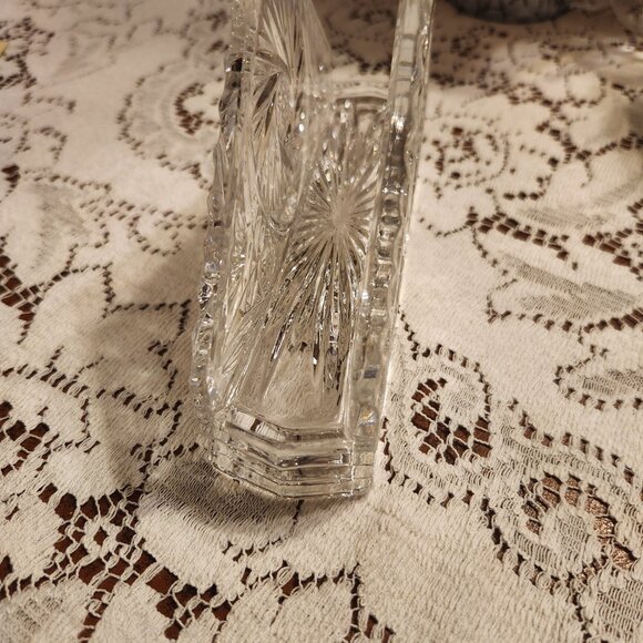 Lead Crystal Napkin Holder - Picture 2 of 3